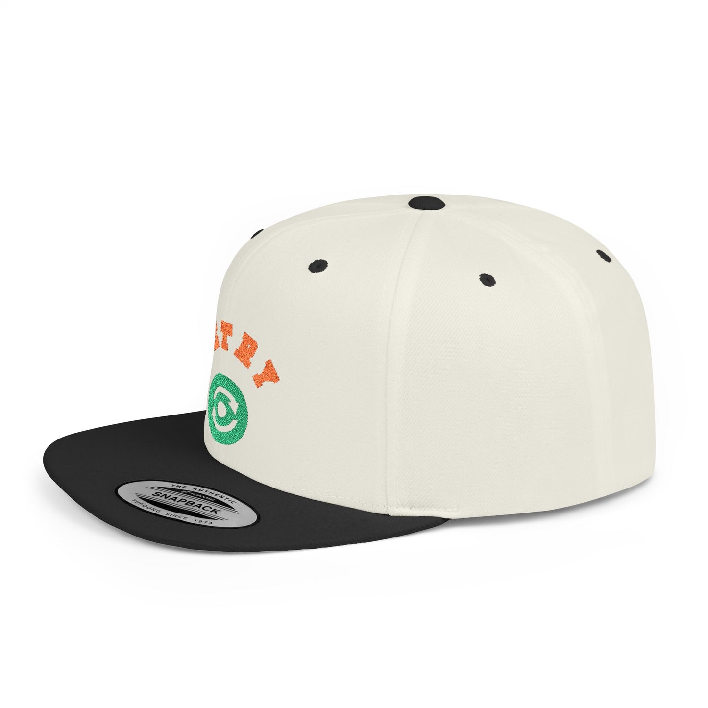 Retry Vintage Flat Bill Snapback Cap – Adjustable streetwear hat for men & women. Ideal gift for casual fashion, festivals, and urban style.