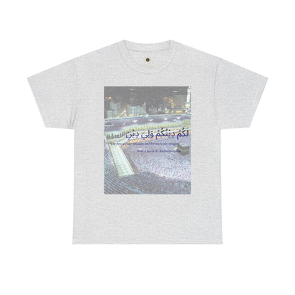 Kaaba Pilgrims Scene T-Shirt | Arabic Calligraphy Mecca Hajj Prayer