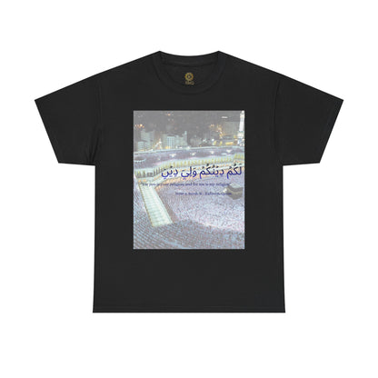 Kaaba Pilgrims Scene T-Shirt | Arabic Calligraphy Mecca Hajj Prayer