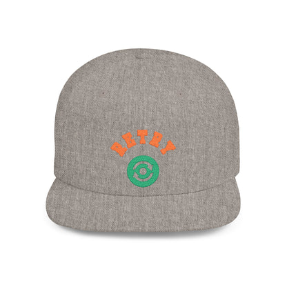 Retry Vintage Flat Bill Snapback Cap – Adjustable streetwear hat for men & women. Ideal gift for casual fashion, festivals, and urban style.