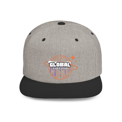 Casquette Snapback Global – casquette élégante à six panneaux ajustable pour hommes et femmes. Respirante, brodée et idéale comme cadeau ou pour un usage quotidien.