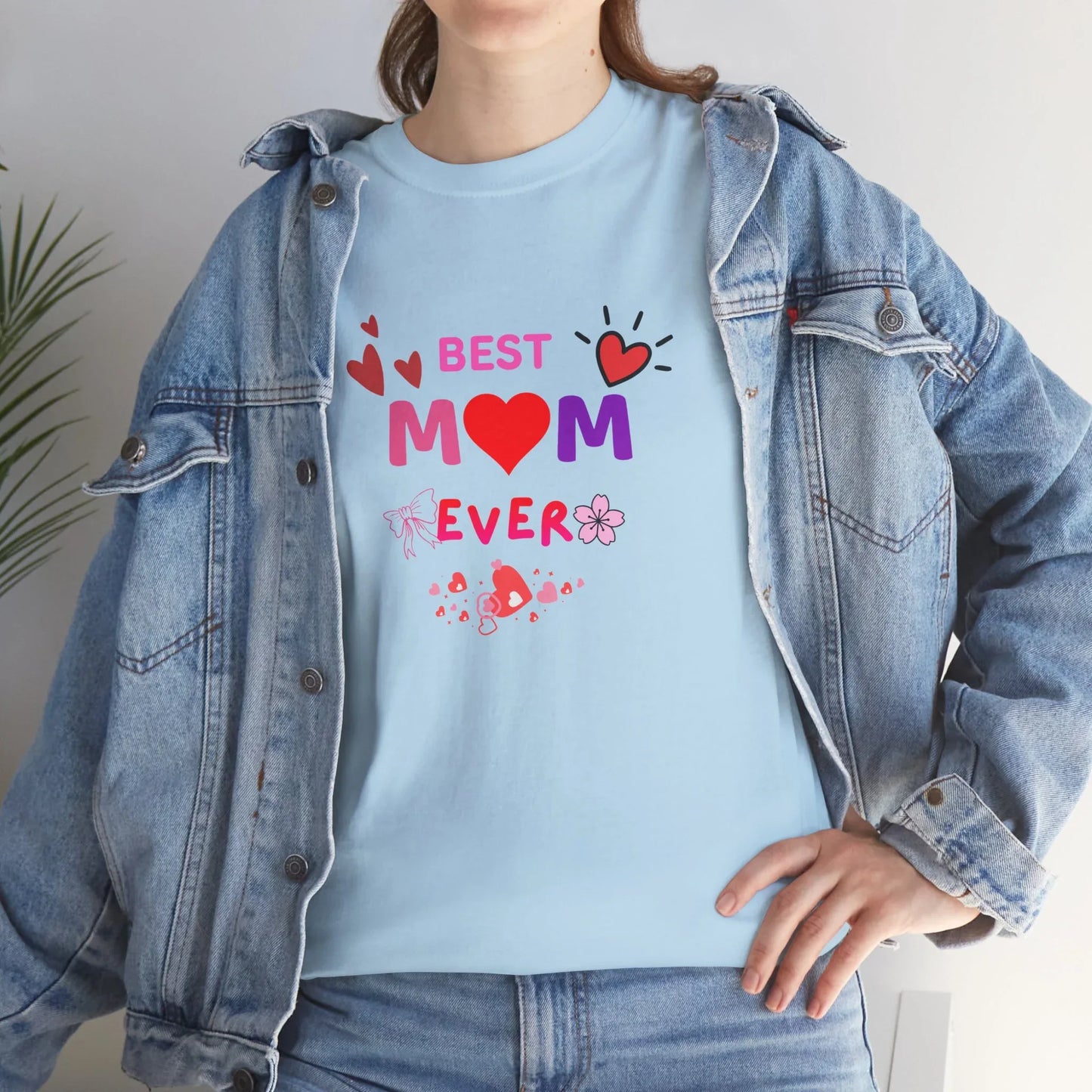Best Mom Ever Mother’s Day T-Shirt - Aesthetic Heart & Bow Graphic Tee