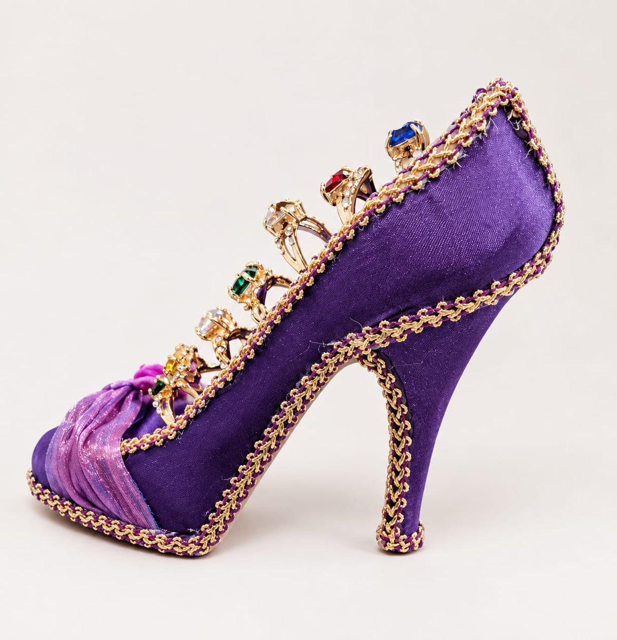 Royal Velvet High Heel Ring Holder Set with 7-Piece Multi-Color CZ Rings