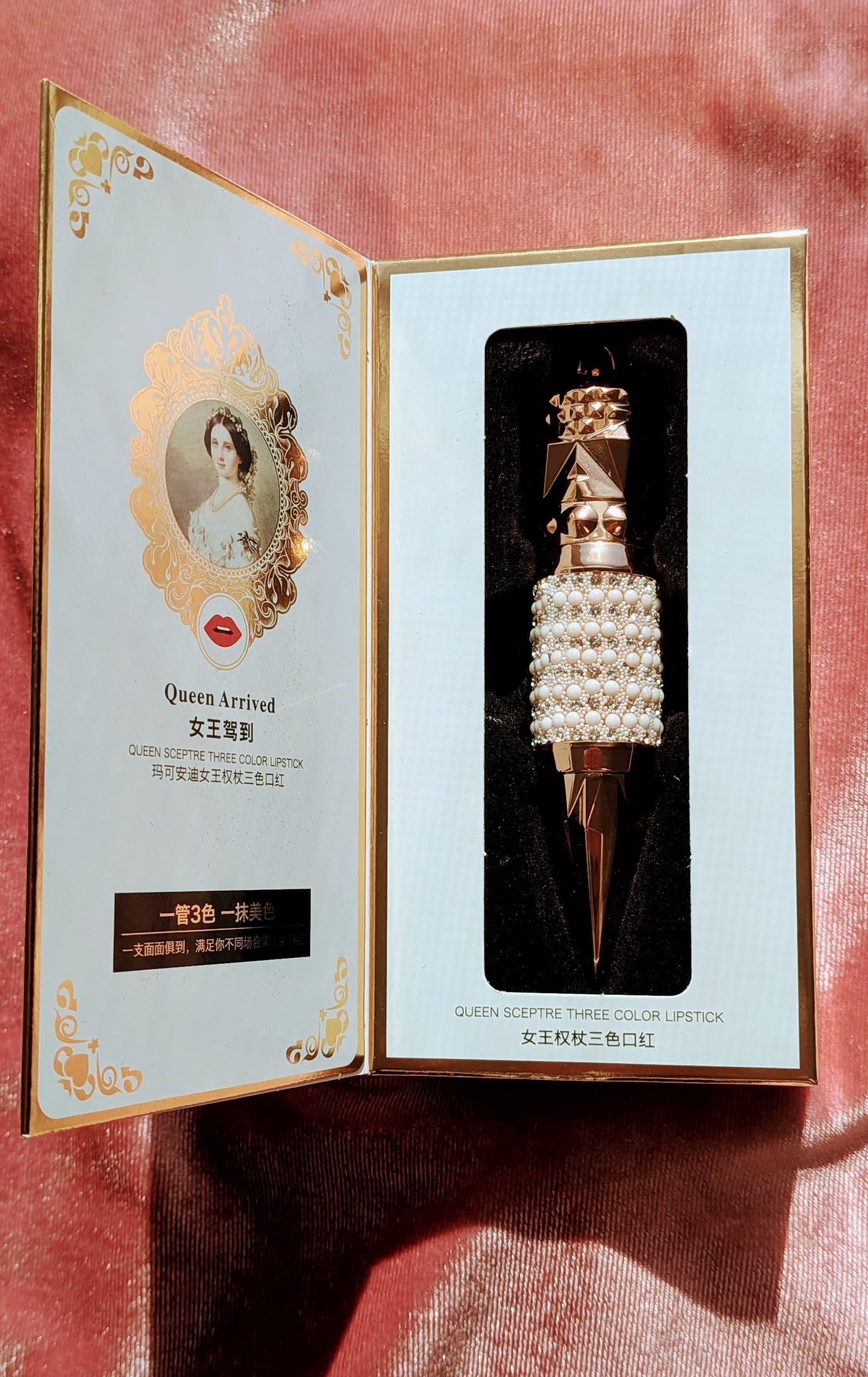 Magic Color-Changing Lipstick Necklace – Pearl & Gold pH-Balanced Lipstick - RizQ Life 